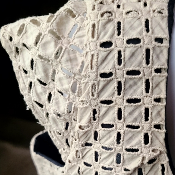 Calvin Klein black * Tan beautiful eyelet dress sz10p - Picture 2 of 9